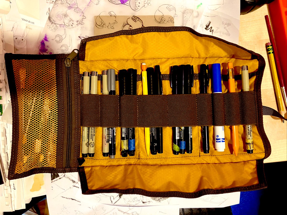 neilaglet's tweet image. Full kit prepped for travelling (iPad not shown)