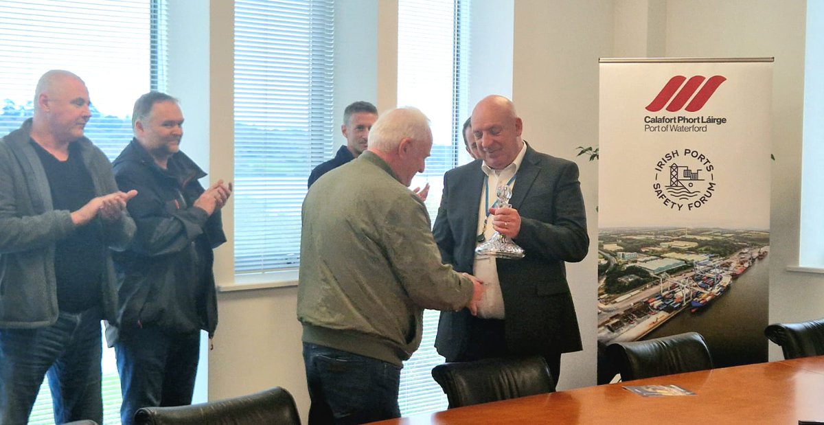 PortofWaterford's tweet image. Retirement of our senior crane driver Derek O&apos;Hanlon, after 46 years service! 

Derek has given incredible service to the #Waterford Port, starting in August 1978 joining Bell Lines,  the driving force of #containerisation in Ireland and Europe.

Best wishes Derek
 #retirement