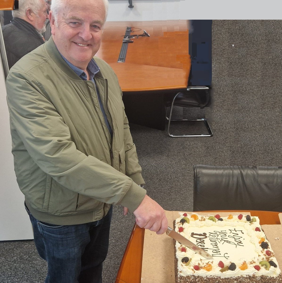 PortofWaterford's tweet image. Retirement of our senior crane driver Derek O&apos;Hanlon, after 46 years service! 

Derek has given incredible service to the #Waterford Port, starting in August 1978 joining Bell Lines,  the driving force of #containerisation in Ireland and Europe.

Best wishes Derek
 #retirement