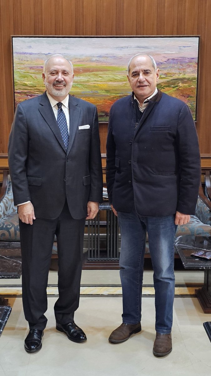 Ziad-Alexandre Hayek ๐ค๐ค๐ค๐ค ๐ค๐ค๐ค๐ค (@ziadhayeklb) on Twitter photo ููุงุก ุชุดุงูุฑู ููููุฉ ุชุถุงู
ููุฉ ู
ุน ุงููุงุฆุจ ู
ูุญู
ุฎููุ ูู ุงูุฐู ูุฌุณุฏ ุงูุตูุงุจุฉ ูููุฉ ุงูุนุฒูู
ุฉ ูู ุงูุฅุตุฑุงุฑ ุนูู ุชุทุจูู ุงูุฏุณุชูุฑ ูู
ุตูุญุฉ ูุจูุงูุ ููู ูููู ุฐูู ุนูุงุก ูฆูงูง ููู
ุง ู
ุชูุงุตูุง ู
ู ุงูุจูุงุก ูู ู
ุฌูุณ ุงูููุงุจ ูุงูุชุฎุงุจ ุฑุฆูุณ ููุฌู
ููุฑูุฉ. ููุงุก ุชุดุงูุฑู ููููุฉ ุชุถุงู
ููุฉ ู
ุน ุงููุงุฆุจ ู
ูุญู
ุฎููุ ูู ุงูุฐู ูุฌุณุฏ ุงูุตูุงุจุฉ ูููุฉ ุงูุนุฒูู
ุฉ ูู ุงูุฅุตุฑุงุฑ ุนูู ุชุทุจูู ุงูุฏุณุชูุฑ ูู
ุตูุญุฉ ูุจูุงูุ ููู ูููู ุฐูู ุนูุงุก ูฆูงูง ููู
ุง ู
ุชูุงุตูุง ู
ู ุงูุจูุงุก ูู ู
ุฌูุณ ุงูููุงุจ ูุงูุชุฎุงุจ ุฑุฆูุณ ููุฌู
ููุฑูุฉ.