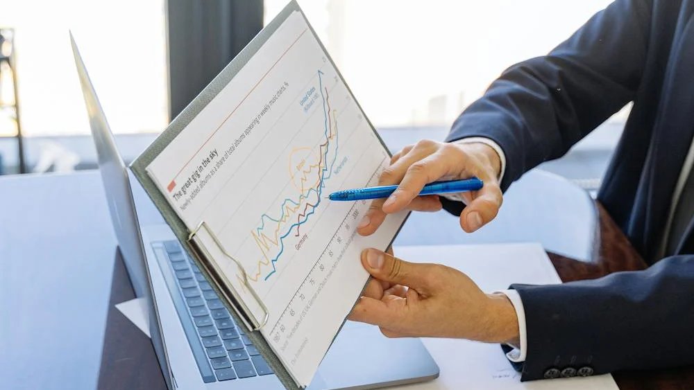 Síntesis Financiera tweet media