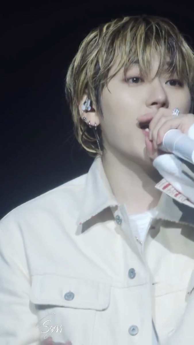 xansam_z's tweet photo. 아니 눈이 너무 촉촉해 ….. 아… ㅜㅜㅜㅜㅜㅜㅜㅠㅜㅜㅜㅠㅠㅠㅜㅜㅜ https://t.co/XfaZRmfXhH