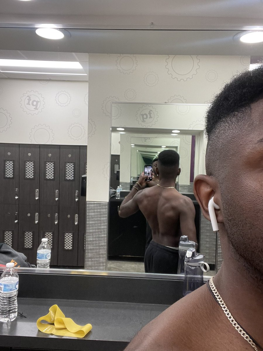 Finna start posting workout stuff🤔