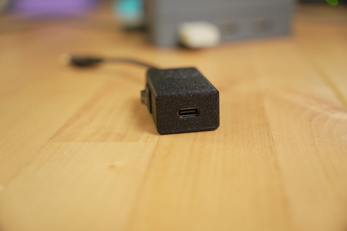 ToddsNerdCave's tweet image. New Product alert: USB-C to USB-C adapter with built in switch for @TakiUdon_ / RetroRemake MiSTer Pi. 

Switch your MiSTer Pi off with the flick of a switch.

Ships Friday. Quantities limited.

Like and repost if you have a sec.

etsy.com/listing/183267…