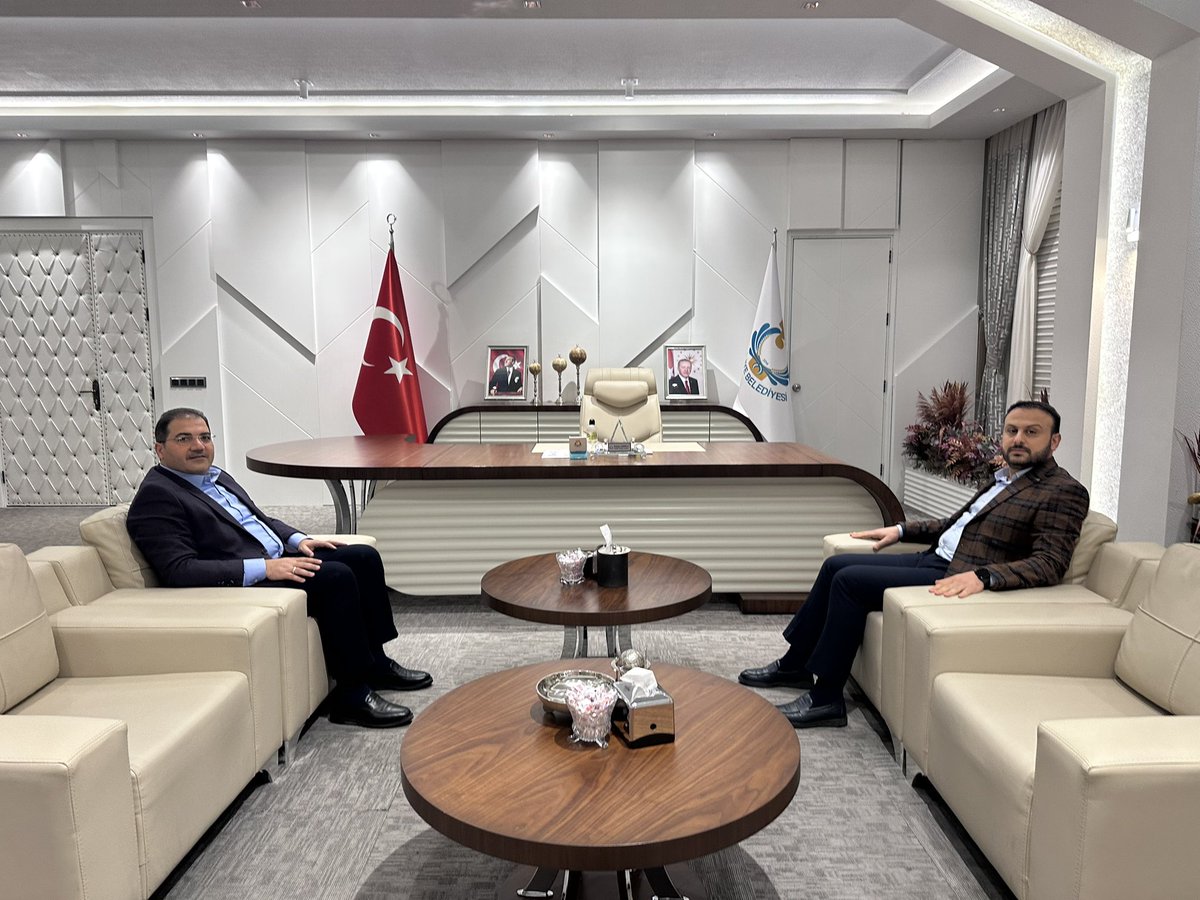 Haliliye Belediye Başkanımız Sn. Mehmet Canpolat’ı ziyaret ederek; hasbihal ettik.

Nazik ev sahipliği için teşekkür ederim. 

#AKParti #RTE #Haliliye

<a href="/erkankandemir/">Erkan Kandemir</a> <a href="/bybekirbozdag/">Bekir  Bozdağ</a> <a href="/agral_abdullah/">Abdullah Ağralı</a> <a href="/Ziverozdemir/">Ziver ÖZDEMİR</a> <a href="/milhamigunbegi/">M.İlhami GÜNBEGİ</a> <a href="/mcanpolatnet/">Mehmet CANPOLAT 🇹🇷</a>