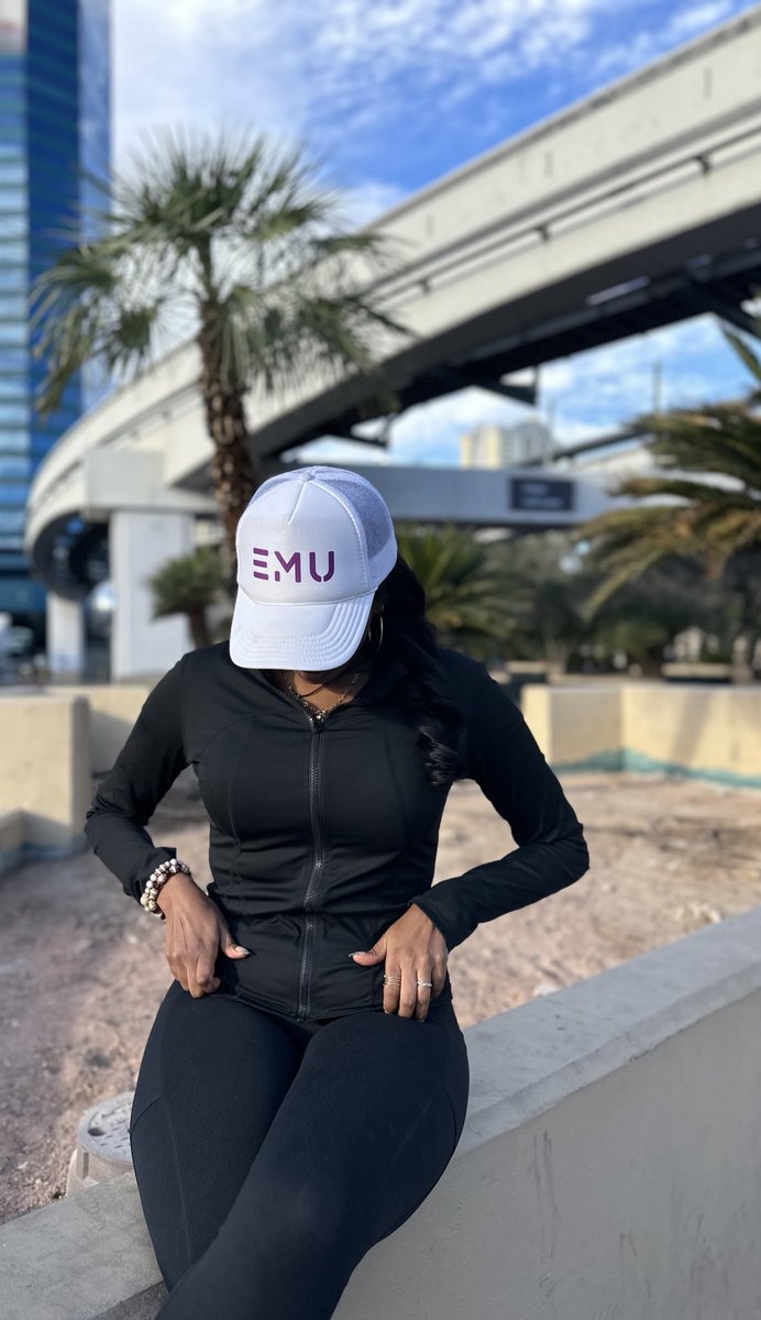 ericmueller32's tweet photo. @worldofemu Black Friday starts 11/28! 🖤
✔️ 25% OFF EVERYTHING
✔️ 3 exclusive drops: Purple Tee, Baseball Jersey, EMU Beanie
✔️ FREE shipping + FREE Beanie with $99+

Shop now &amp; get ready! 👇

https://t.co/JUk6AsqXYa

#WearYourVibe #BlackFriday #EMUProductions #WorldofEMU https://t.co/amDAWFuXbE
