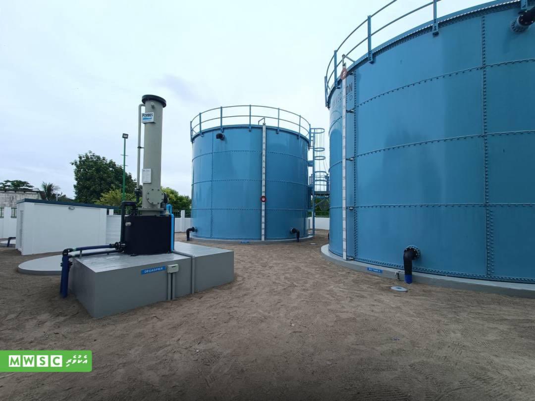 ށ.ގޮއިދޫ ގައި ފެނުގެ ނިޒާމާއި ނަރުަދަމާ ނިޒާމު ޤާއިމު ކުރުމުގެ ހުރިހާ މަސައްކަތެއް ފުރިހަމަކޮށް ނިންމާލުމުގައި އެކި ގޮތްގޮތުންނާ އެކިހައިސިއްޔަތުން ބައިވެރިވެވަޑައިންނެވި އެންމެހާ ފަރާތްތަކަށް ޙައްޤު ޝުކުރު ދަންނަވަމެވެ.

 އަދި ސާފު ފެނާ ރައްކާތެރި ނަރުދަމާގެ ޚިދުމަތް ށ.ގޮއިދޫގެ