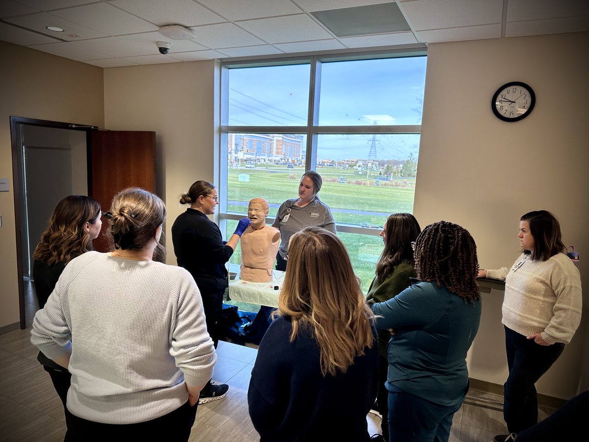 The Simulation Lab recently hosted a procedure course focused on advanced practice providers. This experience combines didactic learning and hands-on skills training, covering commonly performed primary care and walk-in clinic procedures.

bit.ly/43Ol3ty
