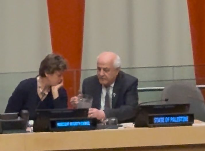 Anne Bayefsky (@annebayefsky) on Twitter photo UK UN Amb. Barbara Woodward, current Prez of UN Sec.Council, does business with #Hamas UN frontman Riyad Mansour. UN business model? Democrats, antisemites & terrorists unite. UN Day of Solidarity with Palestinians. Never Israelis. <a href="/BWoodward_UN/">Ambassador Barbara Woodward</a> <a href="/UKUN_NewYork/">UK at the UN 🇬🇧🇺🇳</a> UK UN Amb. Barbara Woodward, current Prez of UN Sec.Council, does business with #Hamas UN frontman Riyad Mansour. UN business model? Democrats, antisemites & terrorists unite. UN Day of Solidarity with Palestinians. Never Israelis. <a href="/BWoodward_UN/">Ambassador Barbara Woodward</a> <a href="/UKUN_NewYork/">UK at the UN 🇬🇧🇺🇳</a>