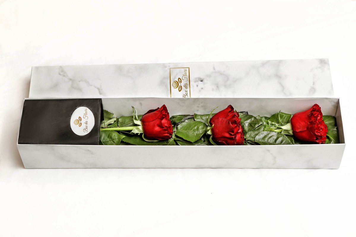 boxdesfleurs's tweet photo. Black Friday- Cyber Monday Weekend Sale! | Box des Fleurs - https://t.co/vQwIMFONo7 https://t.co/p0qVCCGWmc