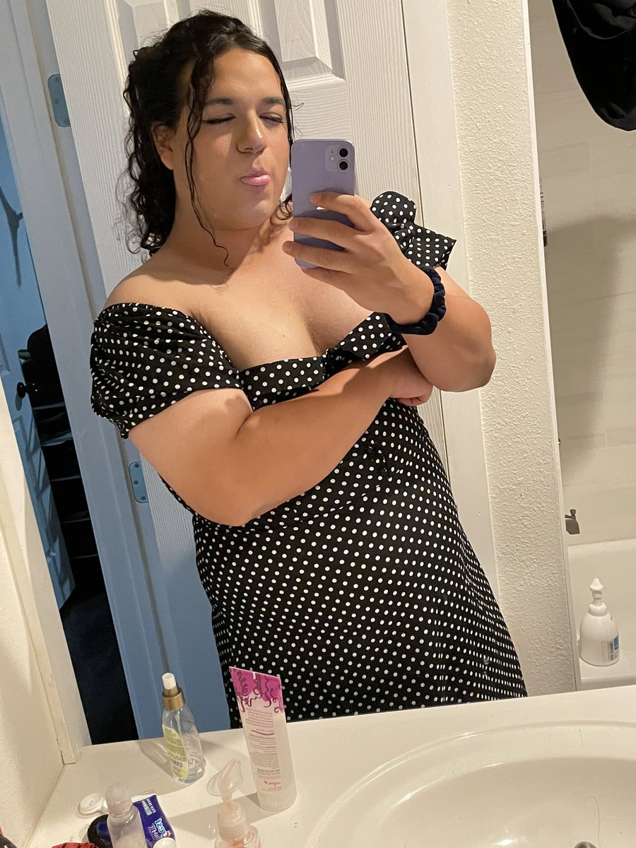 Lady Hilda, The grizzly 🐻 tweet media