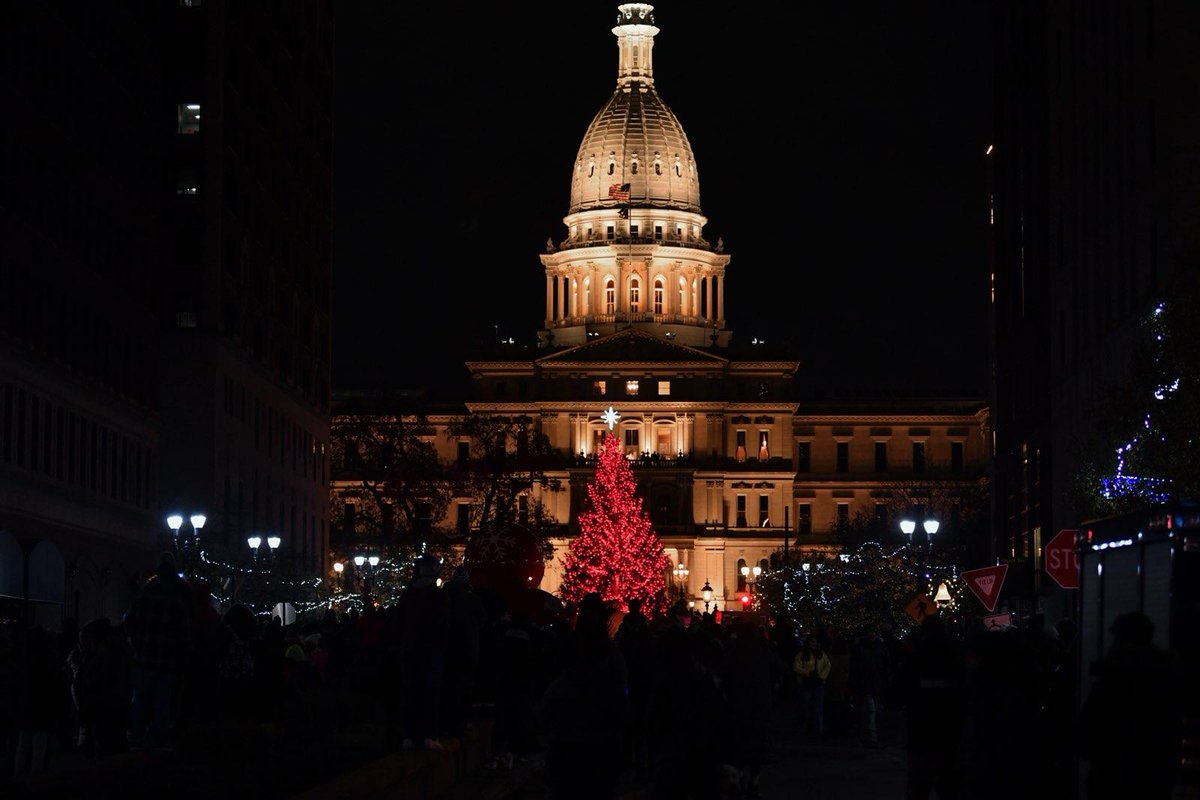 MI State Capitol tweet media