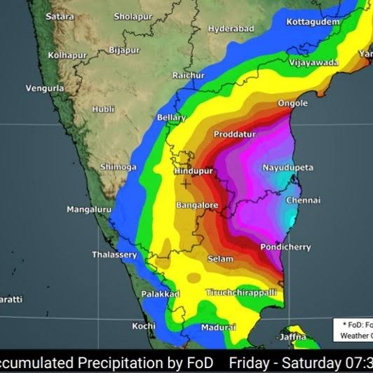 KrishnajiRawat1's tweet image. Ek bar fir chennai me cyclone ka kahar...
Be safe 🙏...
#rain #royapettah #chennai #ChennaiRains #HeavyRains #HeavyRain #Mandous #ViralVideos