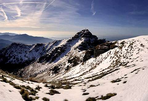 QuaderniViaggio's tweet photo. di Monica Palazzi -  Monte Generoso, Canton Ticino in Svizzera, tra laghi, boschi e una vera e propria meraviglia che merita di essere visitato almeno una volta nella vita. #MonicaPalazzi #Svizzera
https://t.co/SEeBv1LdCS https://t.co/3X5qUAMZV7