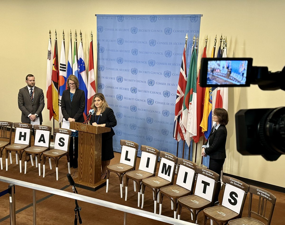 swiss_un's tweet photo. War has limits.

The protection of UN &amp; Humanitarian personnel is vital to assist millions of civilians in need across the🌎.

At UN Headquarters,🇨🇭#Switzerland, with @ifrc, @UNOCHA &amp; @CivCenter called for the respect for International Humanitarian Law.

#GenevaConventions75 https://t.co/QlX4U1m2S1