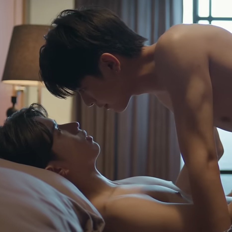 lekky31848's tweet photo. ห่างกันแค่ปีเดียว ลูกโตขนาดนี้เลยเหรอ
RIDING THE WAVE X SK

#GMMTV2025
#Head2HeadSeries
@sea_ta_lay @keenkeno_sp #ซีคีน
#sea_ta_lay #keenkeno #seakeen https://t.co/0PSpucCNiR