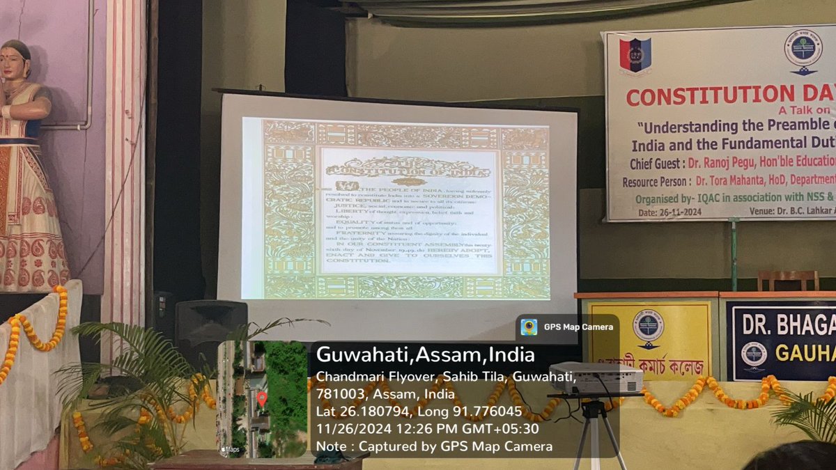 NSS_GCC's tweet photo. Gauhati Commerce College NSS celebrates #ConstitutionDay2024! Dr. Tora Mahanta delivers a talk on the Preamble &amp;Fundamental Duties,followed by a quiz for students. #SamvidhanDiwas #ConstitutionOfIndia @_NSSIndia @gccnss2 @mybharatgov @nss_rdguwahati @YASMinistry @GUCampusNSSUnit https://t.co/AbWtRWu3MV