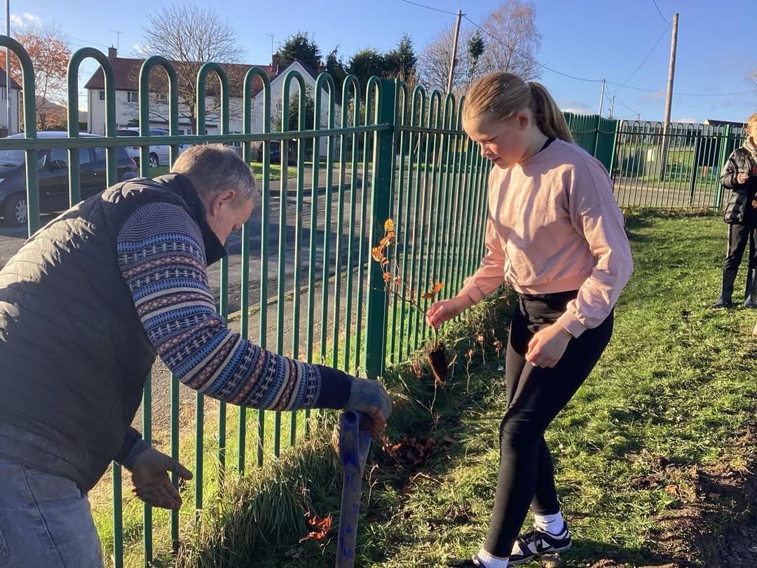 CefnCCouncil's tweet photo. A big thank you to @YsgolAcrefair for helping us to plant trees at the Plas Kynaston Muga with @DerwenCollege. Also a big thank you to Paul Moss 😃🙌 https://t.co/qvM5gCE1fL