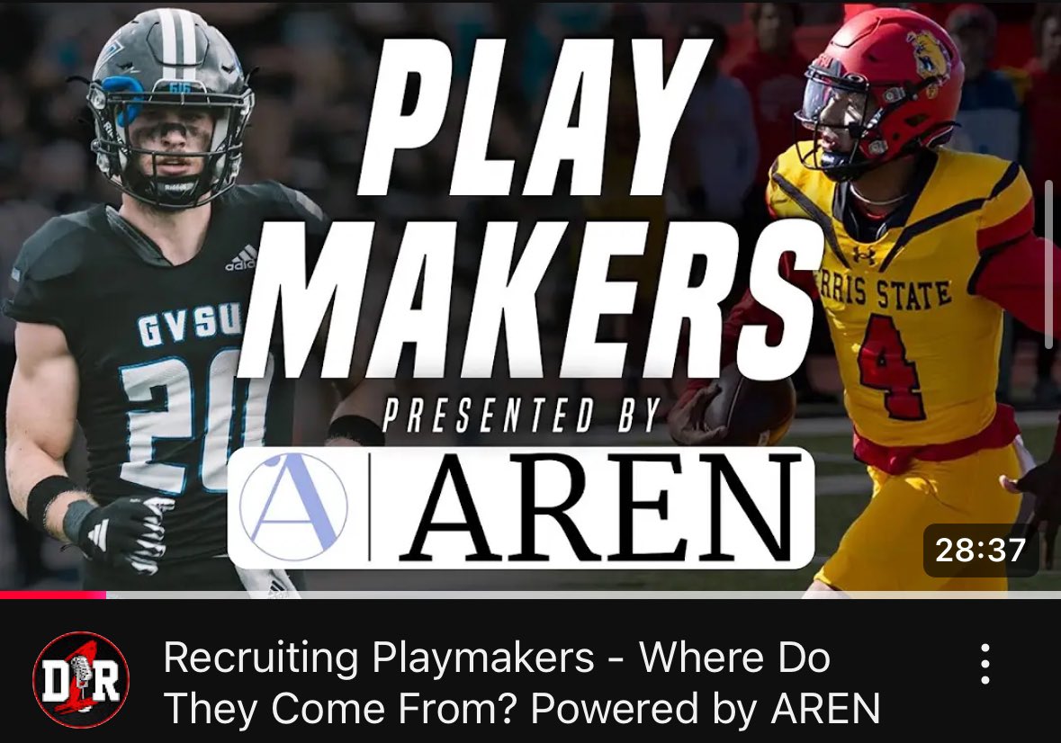 D1_Rejects's tweet photo. 𝗥𝗘𝗖𝗥𝗨𝗜𝗧𝗜𝗡𝗚 𝗣𝗟𝗔𝗬𝗠𝗔𝗞𝗘𝗥𝗦: a new segment powered by AREN 🏈

@kobe_manzo &amp; @Fodrocy1156 dive into the background of top-level D2/D3 players ahead of Saturday’s playoff games and what separated them in the recruiting process out of HS⬇️

📺: https://t.co/QFISNdb2Ec https://t.co/87jvcF5g5x