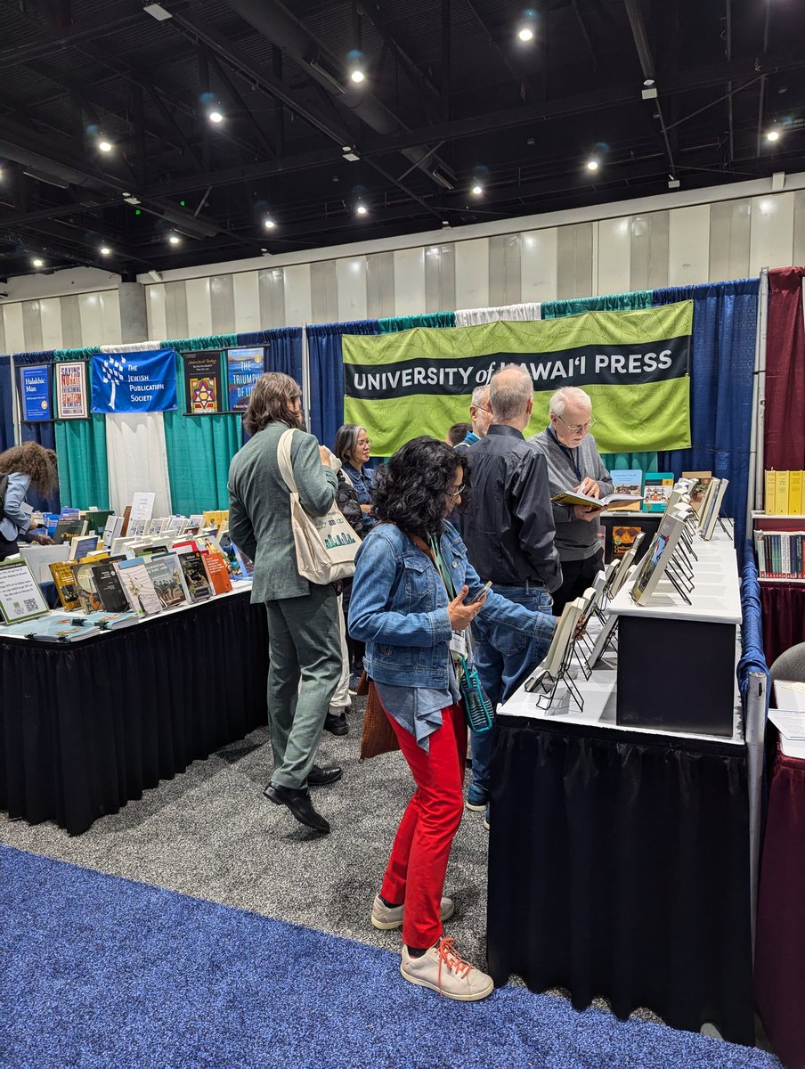 UHPRESSNEWS's tweet image. Today marks the final day of #sblaar24. Place your order at our booth, #727, for a 30% discount and complimentary media shipping within the US.