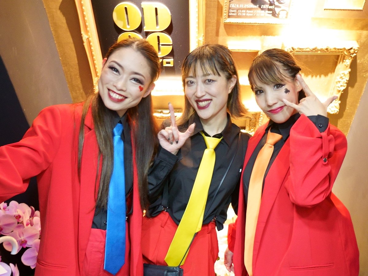 20241126 Liseさん BDショー JOKER-Revival-
赤坂見附に移ってから初めて行ってまいりました。
Liseさんならではのダークで優しい世界を堪能！
ゲストのmenikoさんも含めてテクニカルで圧巻のダンスも見応えありました！

どこかで見た事あるような無いような少年が働いててびっくり(笑)