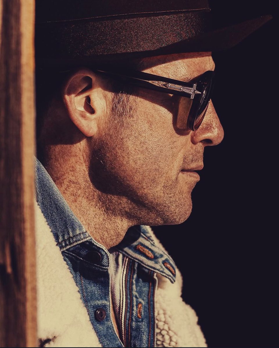 Urban Composition tweet media