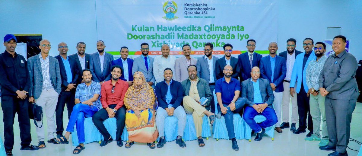SLNECHQ's tweet image. 🌟 Building Somaliland’s Democratic Legacy!
Today in Borama, the NEC held a Post-Election Review on the 2024 elections.
🗝️ Key Areas:
✅ Challenges
✅ Lessons learned
✅ Transforming future elections
#Somaliland is setting the gold standard for democracy in the Horn of Africa!