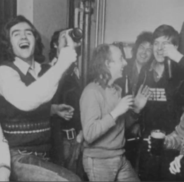 Nick Lowe Biography 2019 tweet media