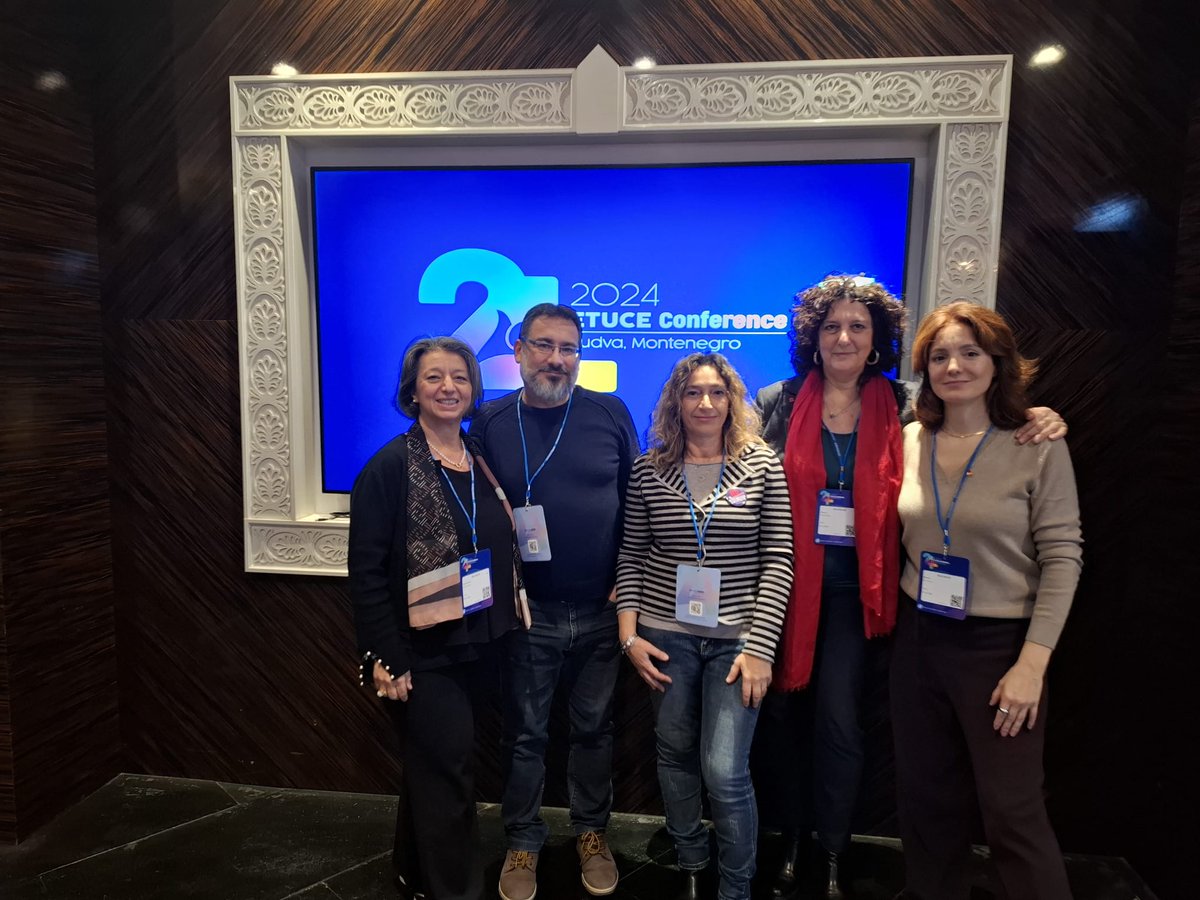 FLC CGIL nazionale (@flccgil) on Twitter photo 🟥La delegazione FLC CGIL con la segretaria generale, Gianna Fracassi, partecipa al Congresso <a href="/ETUCE_CSEE/">ETUCE European Trade Union Committee for Education</a>, la federazione europea dei sindacati dell'istruzione, in corso in Montenegro.
✊"Combattiamo per il futuro dell'istruzione pubblica in un'Europa sociale".
#ETUCE2024 🟥La delegazione FLC CGIL con la segretaria generale, Gianna Fracassi, partecipa al Congresso <a href="/ETUCE_CSEE/">ETUCE European Trade Union Committee for Education</a>, la federazione europea dei sindacati dell'istruzione, in corso in Montenegro.
✊"Combattiamo per il futuro dell'istruzione pubblica in un'Europa sociale".
#ETUCE2024