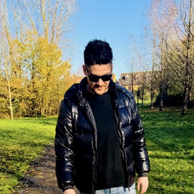 dmillington7's tweet photo. #NewProfilePic https://t.co/dh4FxRrxRM