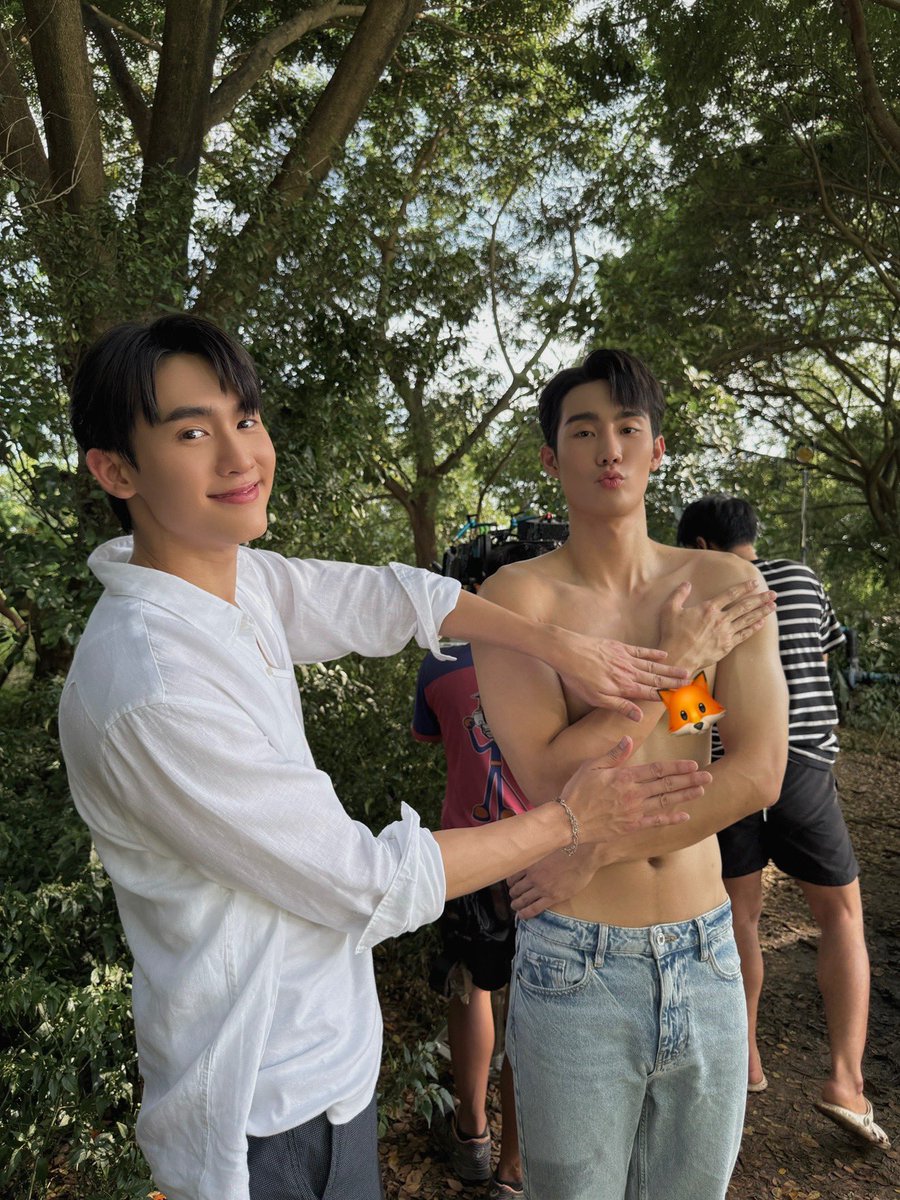 fforcejs's tweet photo. ดร.แทนคุณรายงานตัวครับ 👁️👁️ #MelodyOfSecrets https://t.co/bpN89j0tpA