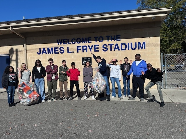 IRHBraves's tweet photo. We would like to give a big shout out to our AFJROTC Cadets who recently did a stadium clean-up! They rounded up about 6 bags of trash! Thank you students for your hard work in keeping our school area beautiful. #BravesRISE #KeepIRHBeautiful #AFJROTC https://t.co/lsEEQePeDo