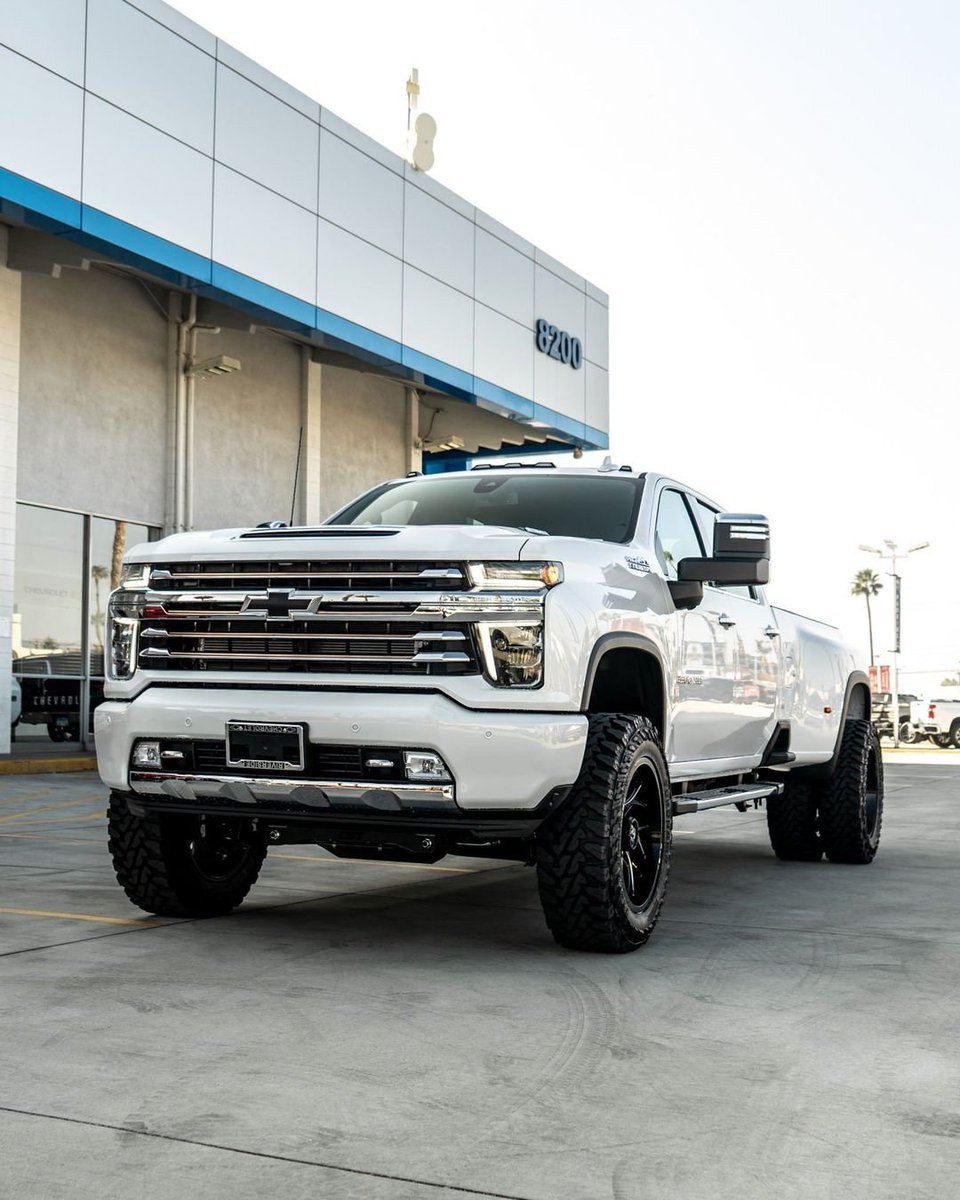 SoCal Chevy tweet media