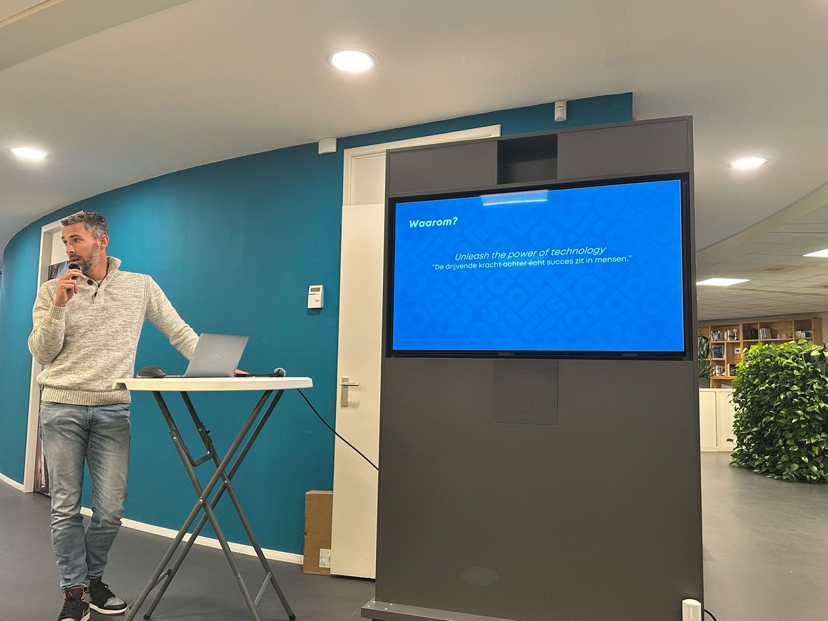 appieschot's tweet photo. Old fashioned #kennisavond and #techsharing at Blis tonight 🥳 https://t.co/dAsTPtsIO0
