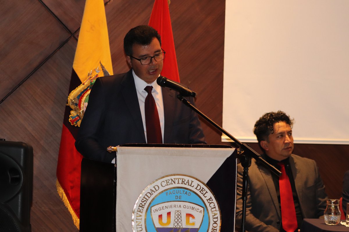 lacentralec's tweet photo. #SesiónSolemne FIQ
🎉Celebramos con gran orgullo la Sesión Solemne de nuestra Facultad de Ingeniería Química, conmemorando 15 años de vida institucional.
La #FIQ se ha consolidado como un referente nacional en la formación de ingenieros químicos comprometidos con el desarrollo https://t.co/MV4rD87SFd