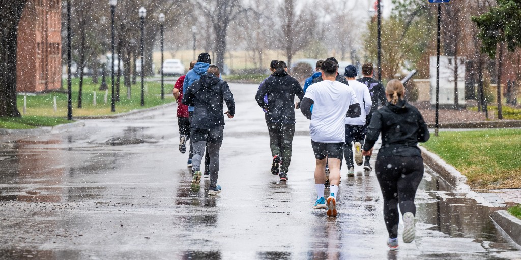 Welcome back to #TrainingTuesday.  #RCMPCadets should be comfortable running outdoors, lifting, carrying, and performing daily moderate to intense physical exercise. ow.ly/jJmX50UfXjg