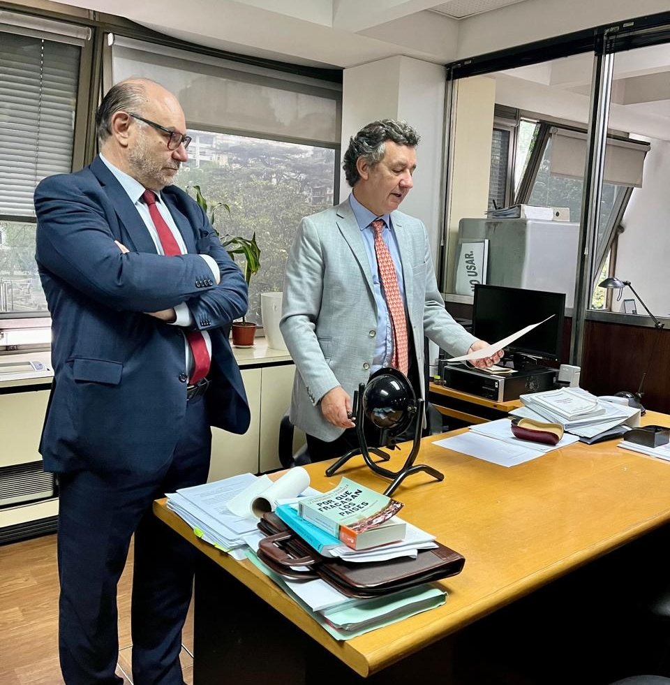 MPiedecasas's tweet photo. 🔶️Hoy se llevó a cabo la reunión de la Comisión de Acusación y se procedió -posteriormente- al sorteo de expedientes.
@cmagistratura https://t.co/OIDAAZo1HS