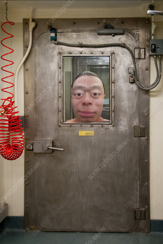 FreakLordScum's tweet photo. I do janitorial work $IRL at a bio-lab. Anyone ever seen any mfers like this $IRL??? https://t.co/zC8gt9Ga7c