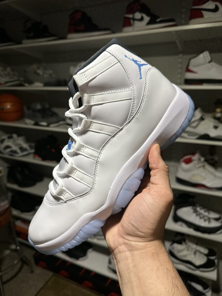 GG2315's tweet photo. @snkr_twitr https://t.co/zN1op97ta6