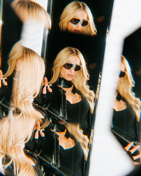 Paris Hilton tweet media