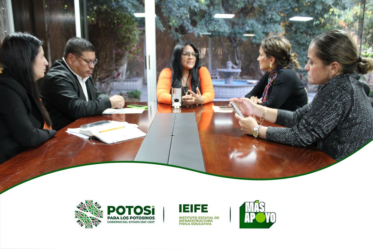 Estataleduc2127's tweet photo. La Titular del IEIFE Lic. Martha Alicia Martínez Pérez en reunión de trabajo con la Presidenta Municipal de Tampamolon Corona Silvia Medina Burgaña, tocando temas relacionados con Infraestructura Educativa.
#IEIFE #En2024MásApoyo #ElGobiernoDelApoyo #GobiernoDelEstadoSLP https://t.co/kx0EBgr1iC