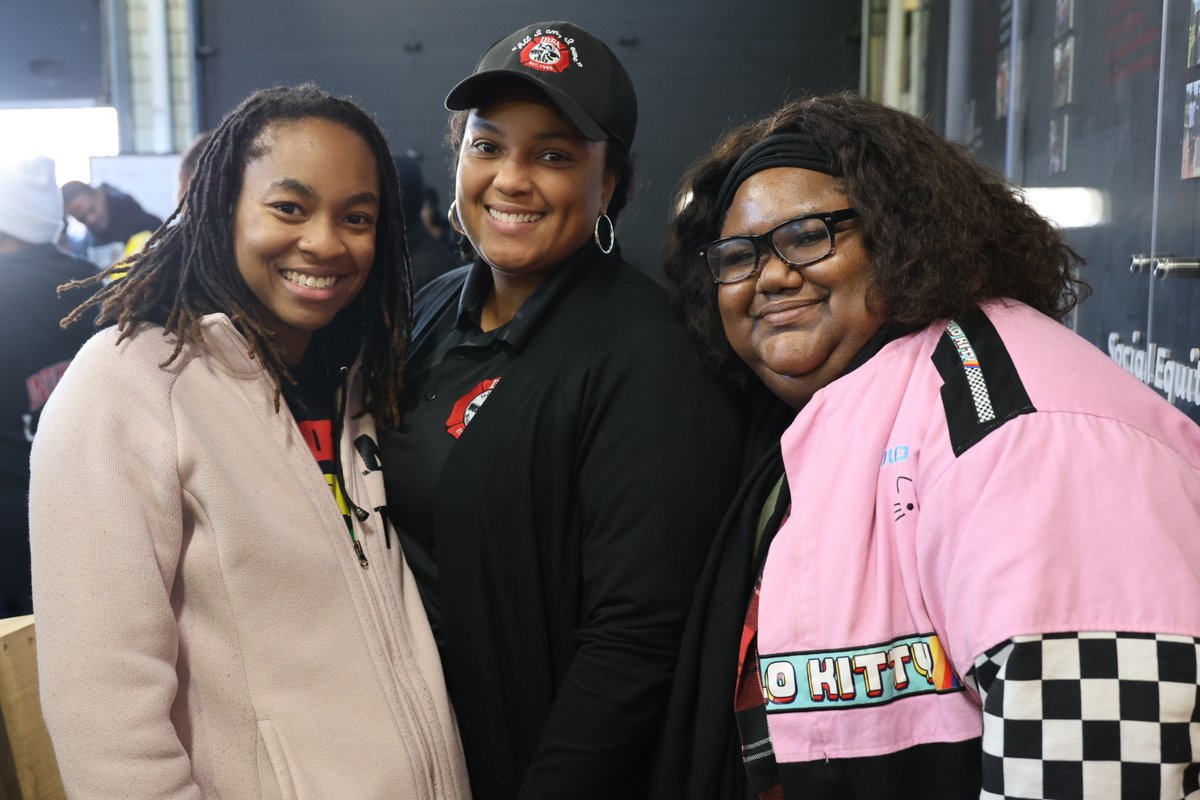 IFD_NEWS's tweet photo. #IBFA Thanksgiving Food Giveaway #Views https://t.co/6hsnxUYofK