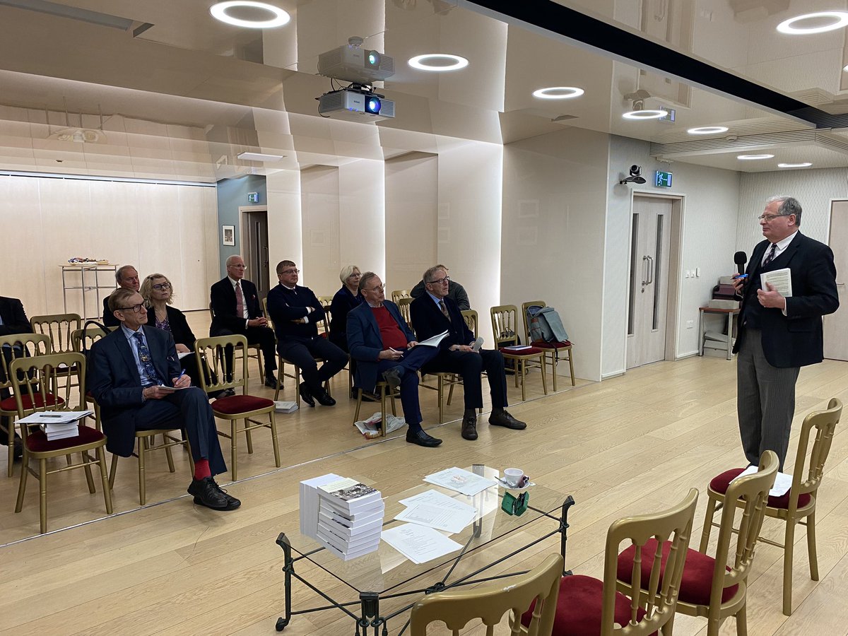 An amazing introduction from <a href="/dfurmona/">Darius Furmonavicius</a> this evening at <a href="/LTEMBASSYUK/">Embassy of Lithuania in the UK</a> to his new book ‘Lithuania Transforms the West’ delivered at the <a href="/UKLithuanianSoc/">British-Lithuanian Society</a> AGM cup.columbia.edu/book/lithuania…