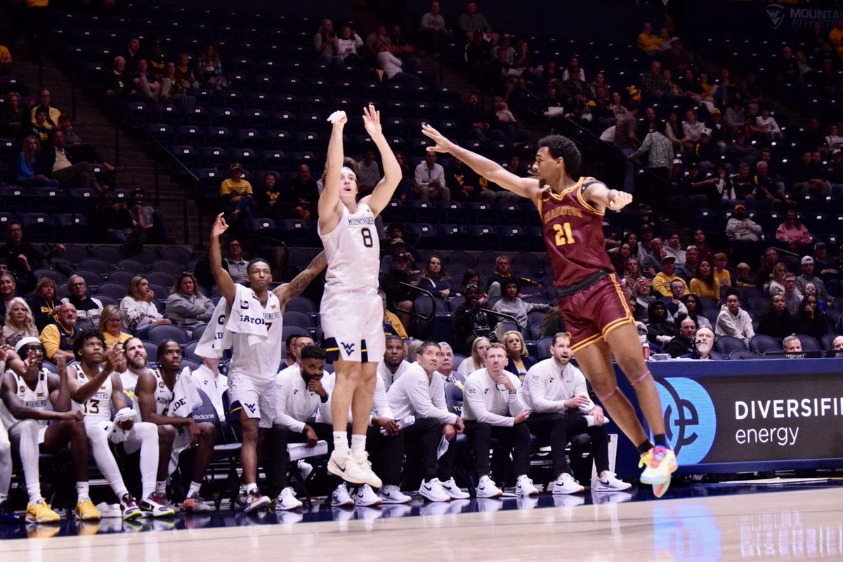 WVSportsNow's tweet photo. Meet the WVU Basketball Team: Can Jake Auer Be West Virginia’s Latest Star Walk-On?

https://t.co/o99t7FmJ2H https://t.co/y9HQILcDx2