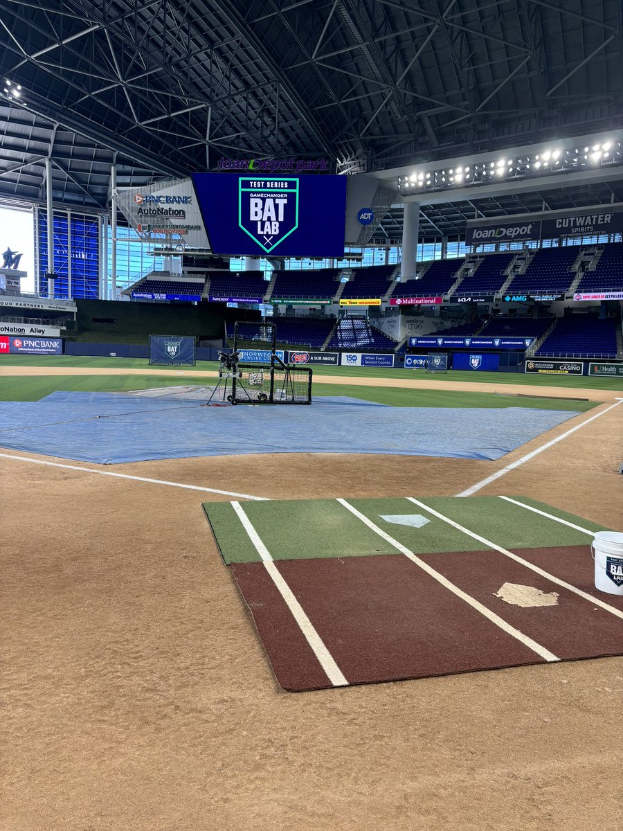 Lj_Lamar14's tweet image. Had a great weekend down in Miami with the batlab test series. Make sure to @GetGameChanger ! 
#gcpartner
