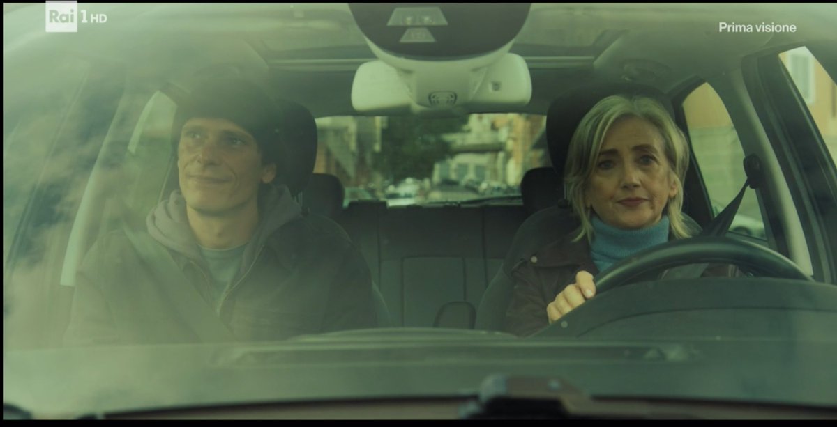 cestIaviie's tweet image. Questo duo è una delle cose più belle che potessero mai fare in una fiction Rai #libera