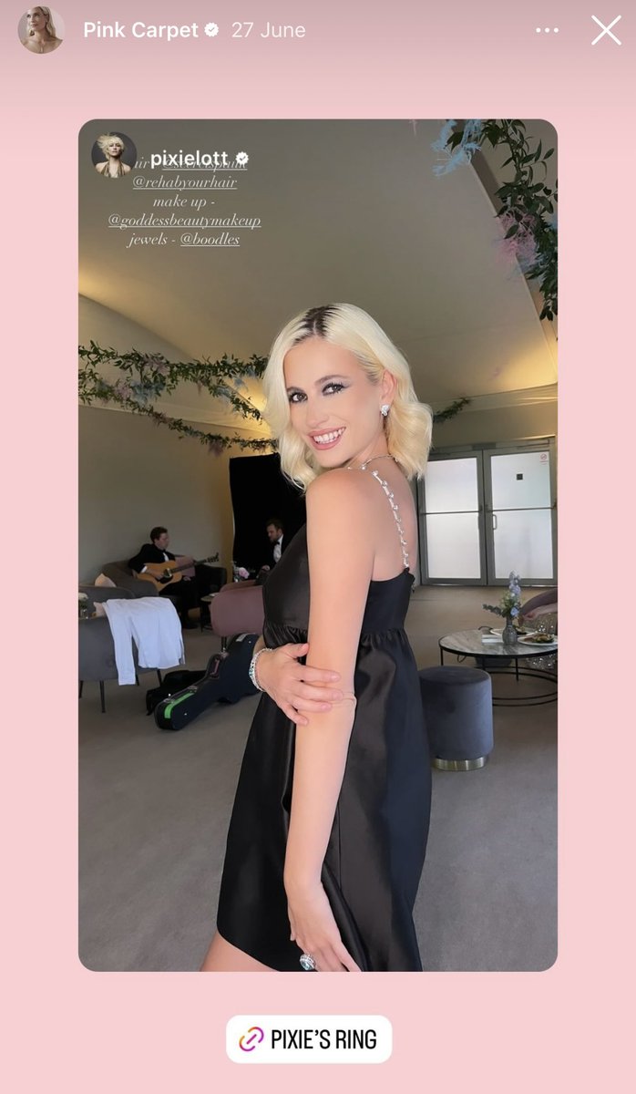 Hayley Priest / Hayley Pearson tweet media
