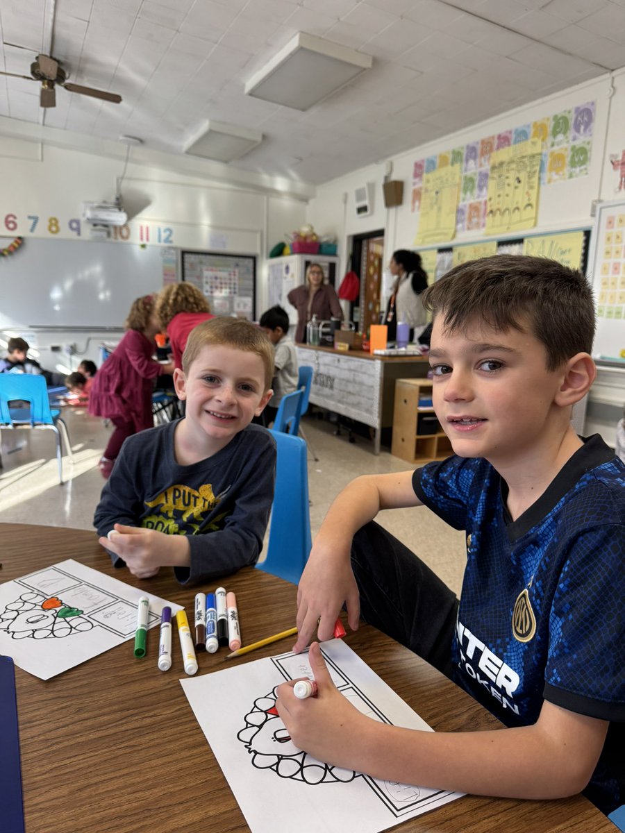 Taylor Astbury tweet media