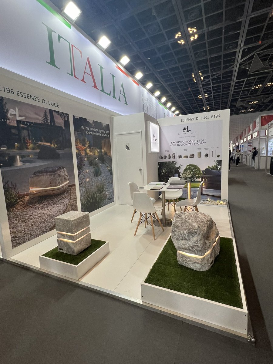 This morning as UIP ITALIA-Gulf we inaugurated the Italian pavilion dedicated to marble and related processing at the BIG 5 fair, the largest construction fair in the Gulf countries

#big5 #elenamurelli