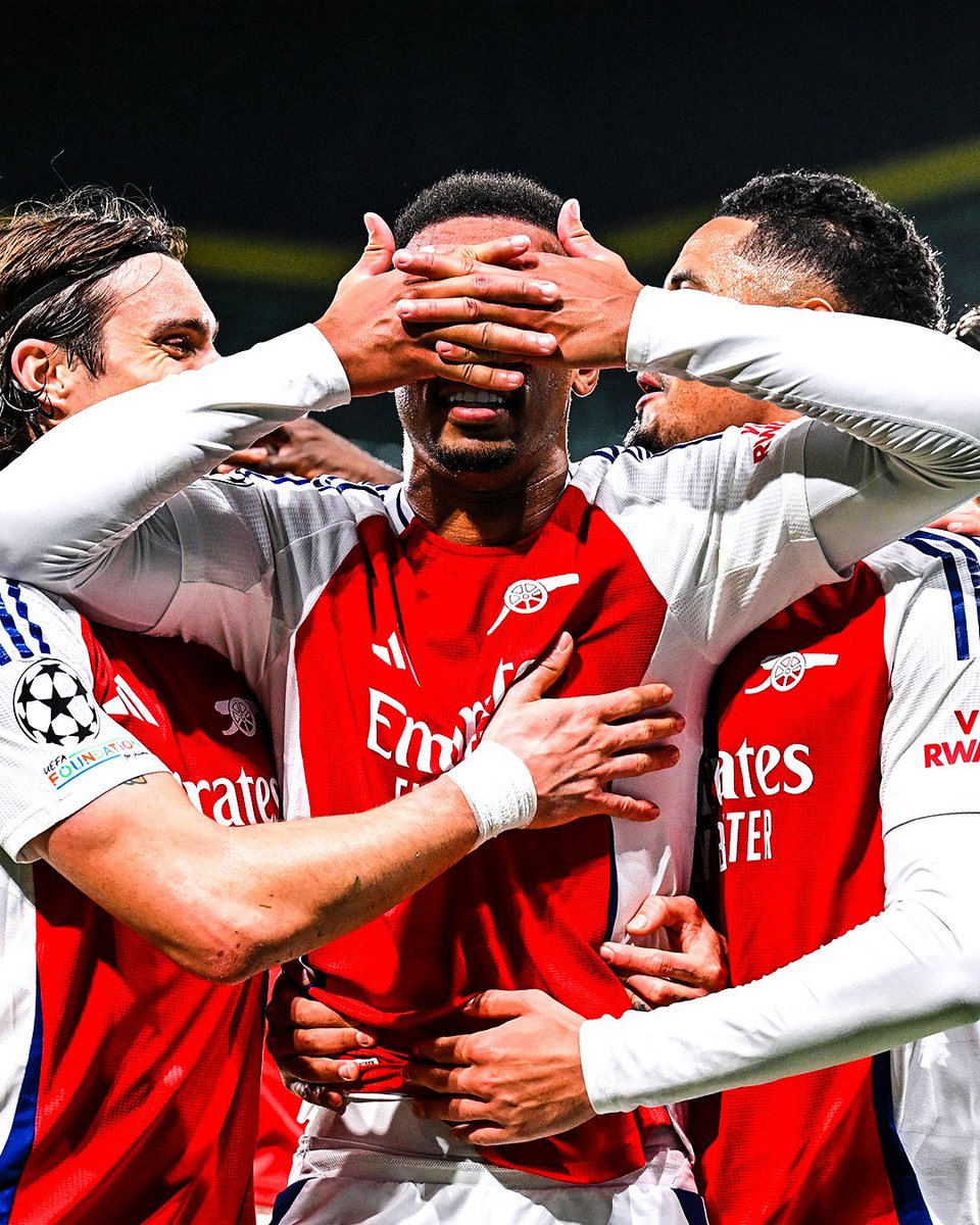 HuxleyFC's tweet image. Gyokeres getting his first proper chance of the game in the 86th cause Gabby is off 😂💀